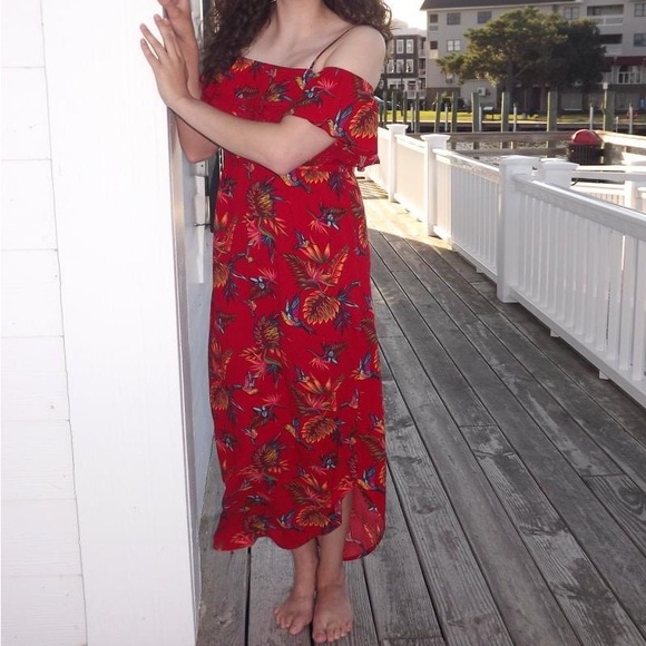 No Boundaries Red Maxi Hummingbird Pattern Cold Shoulder Sundress Women’s Small - Picture 9 of 14